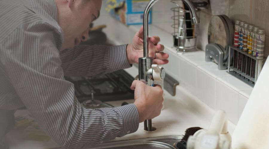 Professional emergency plumbing in Oakley, KS